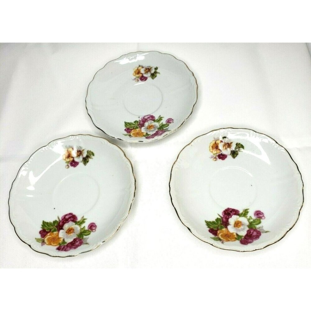 Set of 3 White Plates with Gold Trim and Floral Design - Elegant Tableware